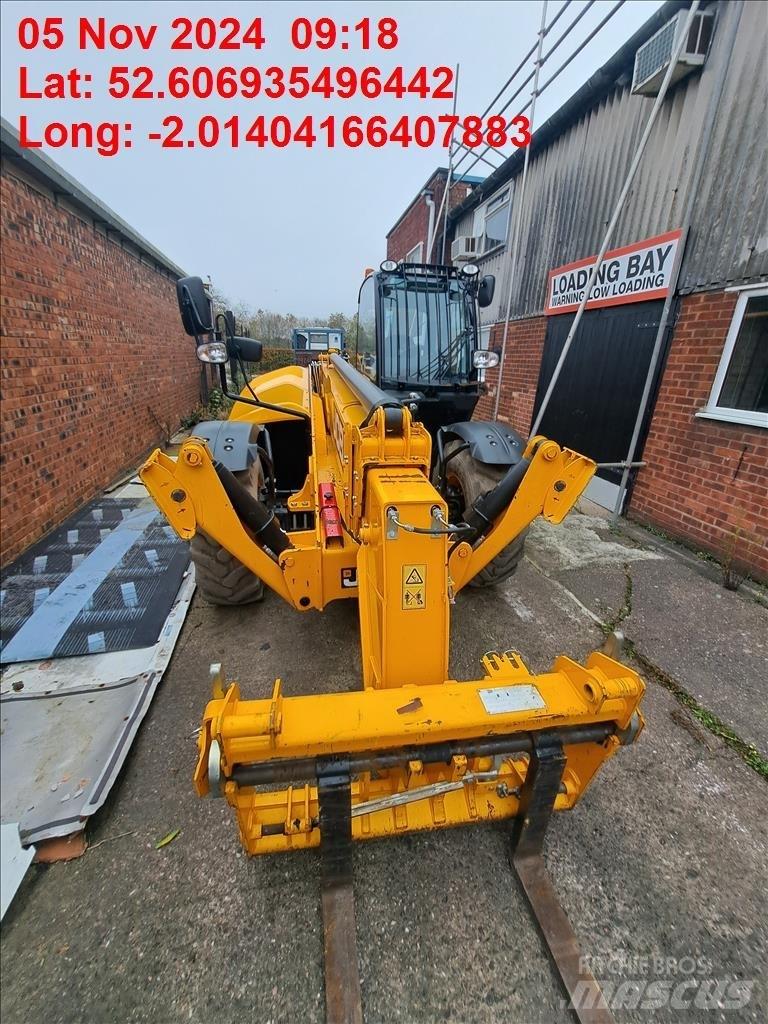JCB 540-140 テレスコーピックハンドラー