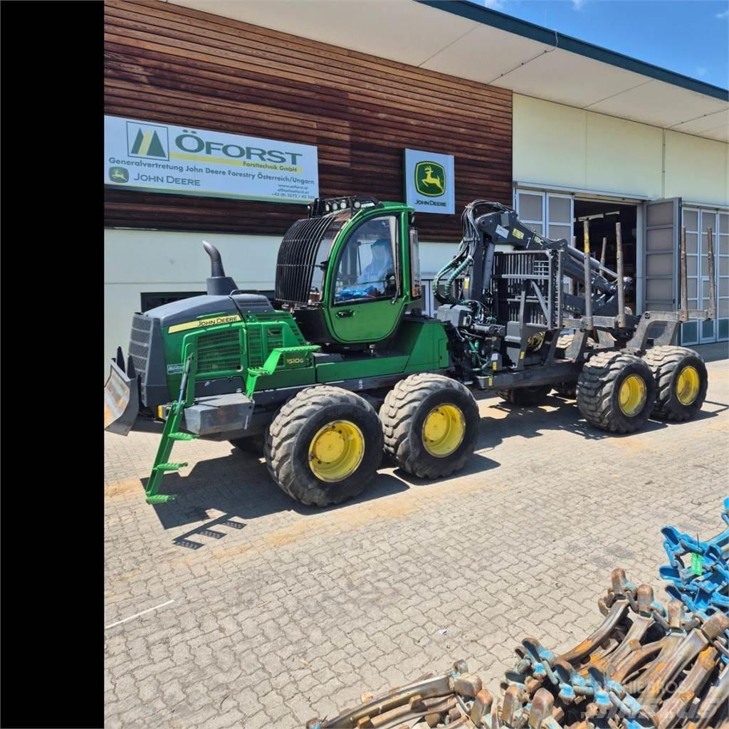 John Deere 1510 G フォワーダー