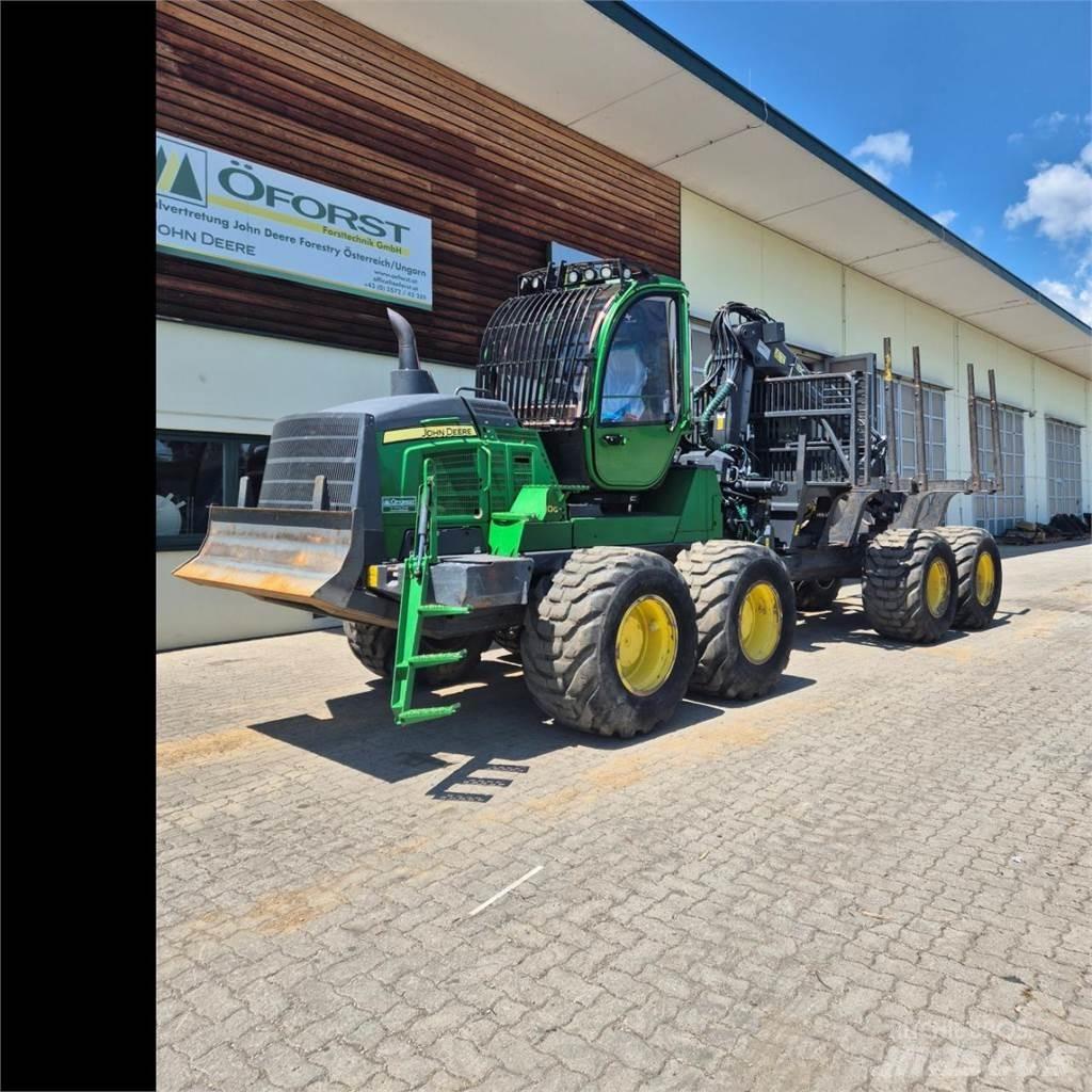 John Deere 1510 G フォワーダー