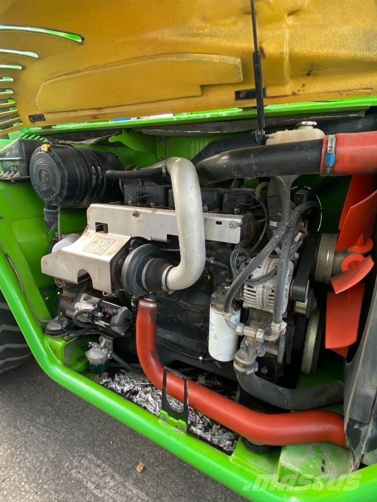 Merlo P 120.10 HM テレスコーピックハンドラー