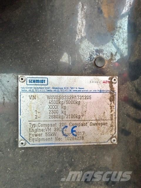 Schmidt Compact 200 路面清掃機