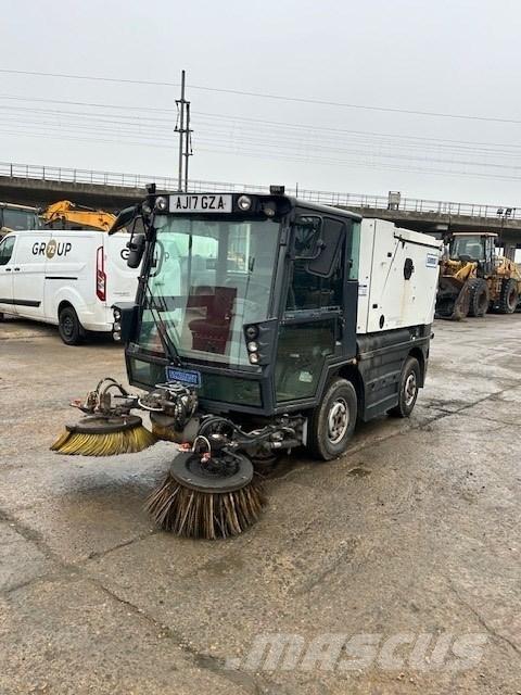 Schmidt Compact 200 路面清掃機