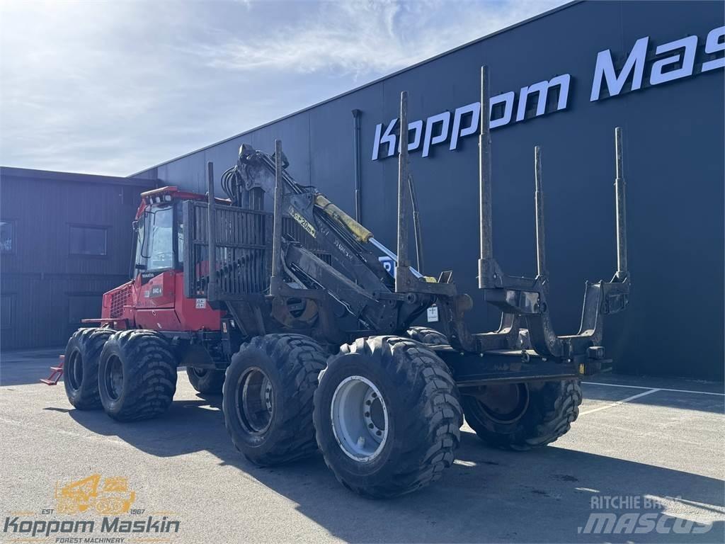 Komatsu 840.4 フォワーダー