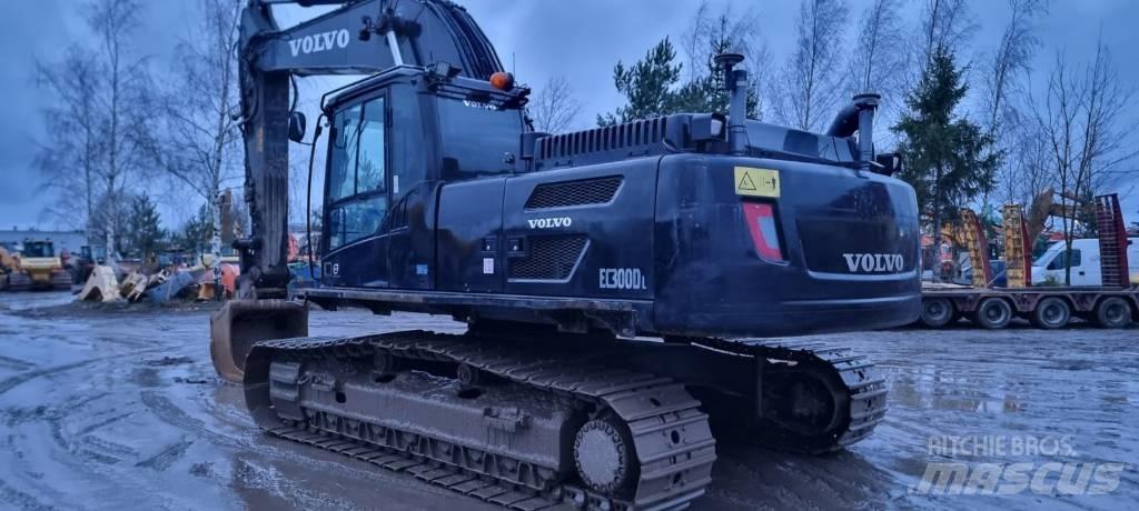 Volvo EC 300 D L 大型油圧ショベル12t以上（パワーショベル・ユンボ）