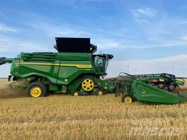 John Deere X9-1100 コンバイン
