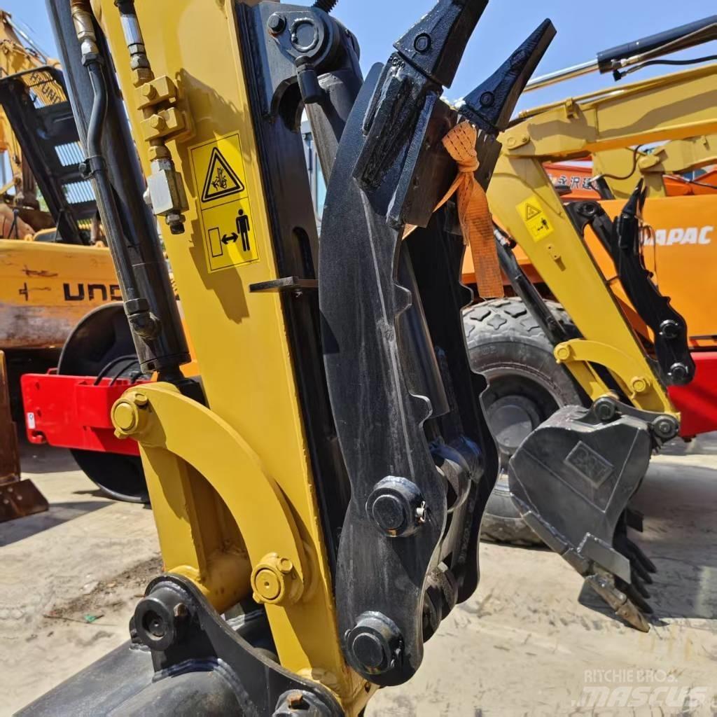 CAT 305.5 ミニ油圧ショベル 7t以下（ミニユンボ・ミニディガー）