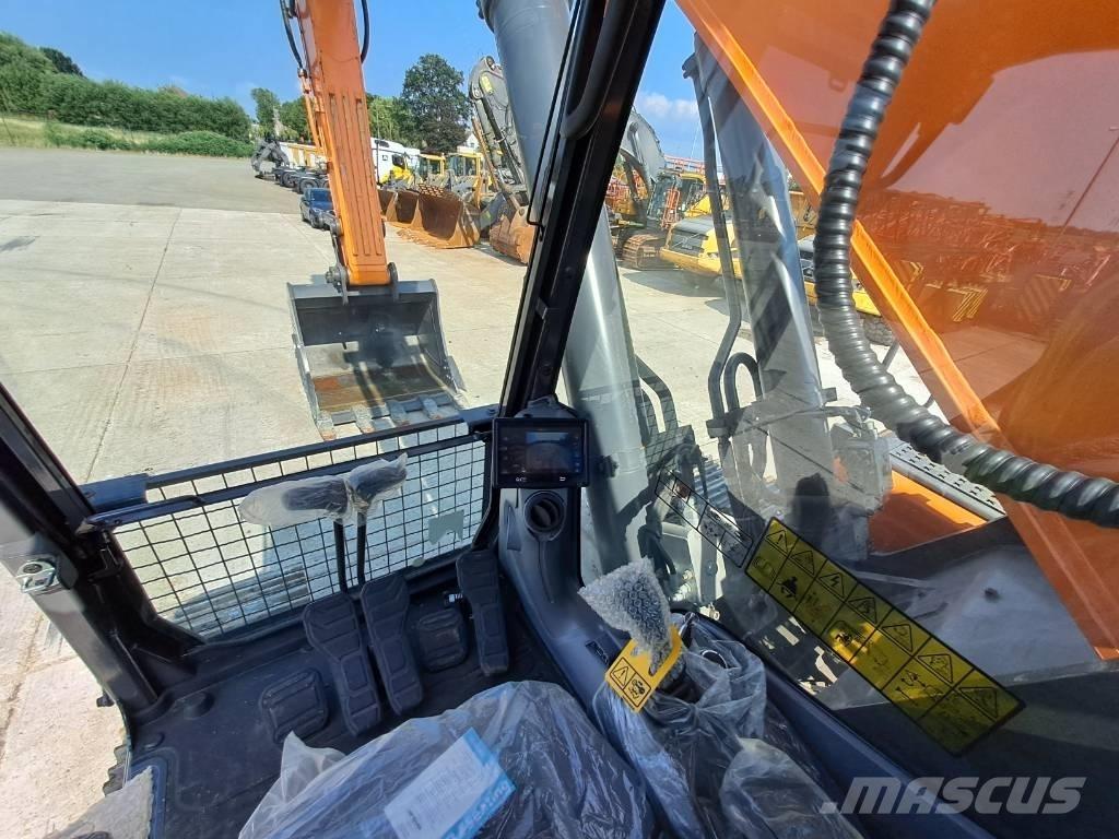 Doosan DX 530 LC-7 M 大型油圧ショベル12t以上（パワーショベル・ユンボ）