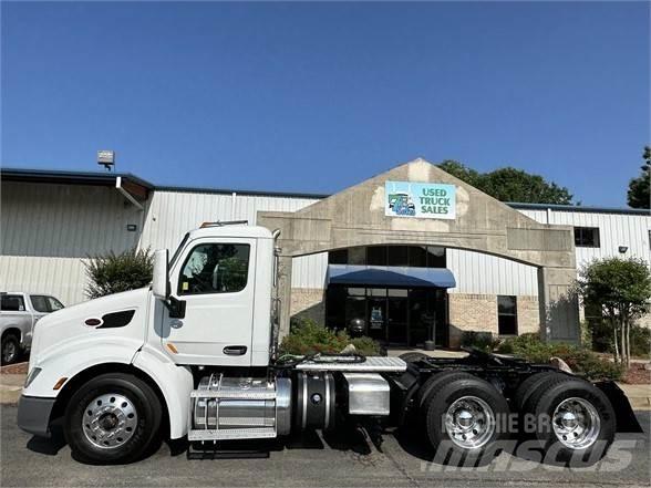 Peterbilt 579 中古トラクターヘッド | トレーラーヘッド