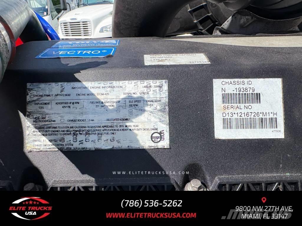 Volvo Commercial VNL 中古トラクターヘッド | トレーラーヘッド