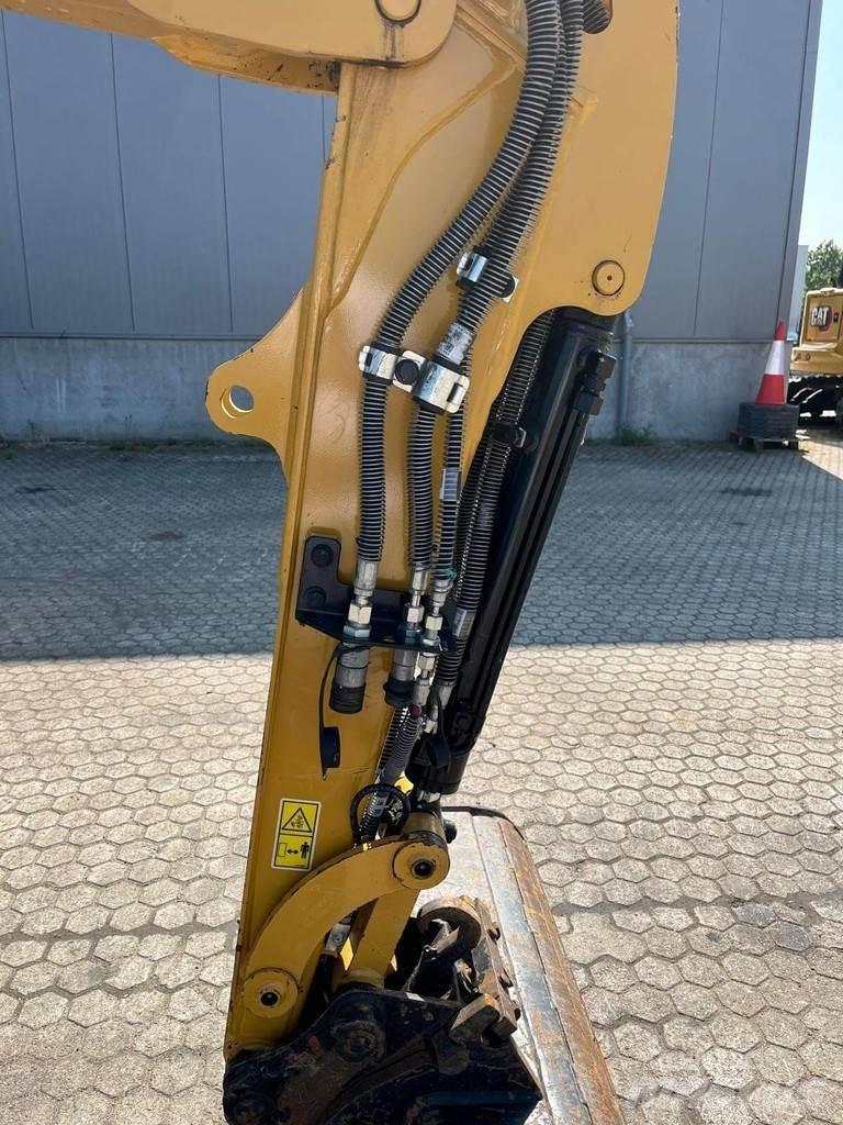 CAT 302.7 ミニ油圧ショベル 7t以下（ミニユンボ・ミニディガー）