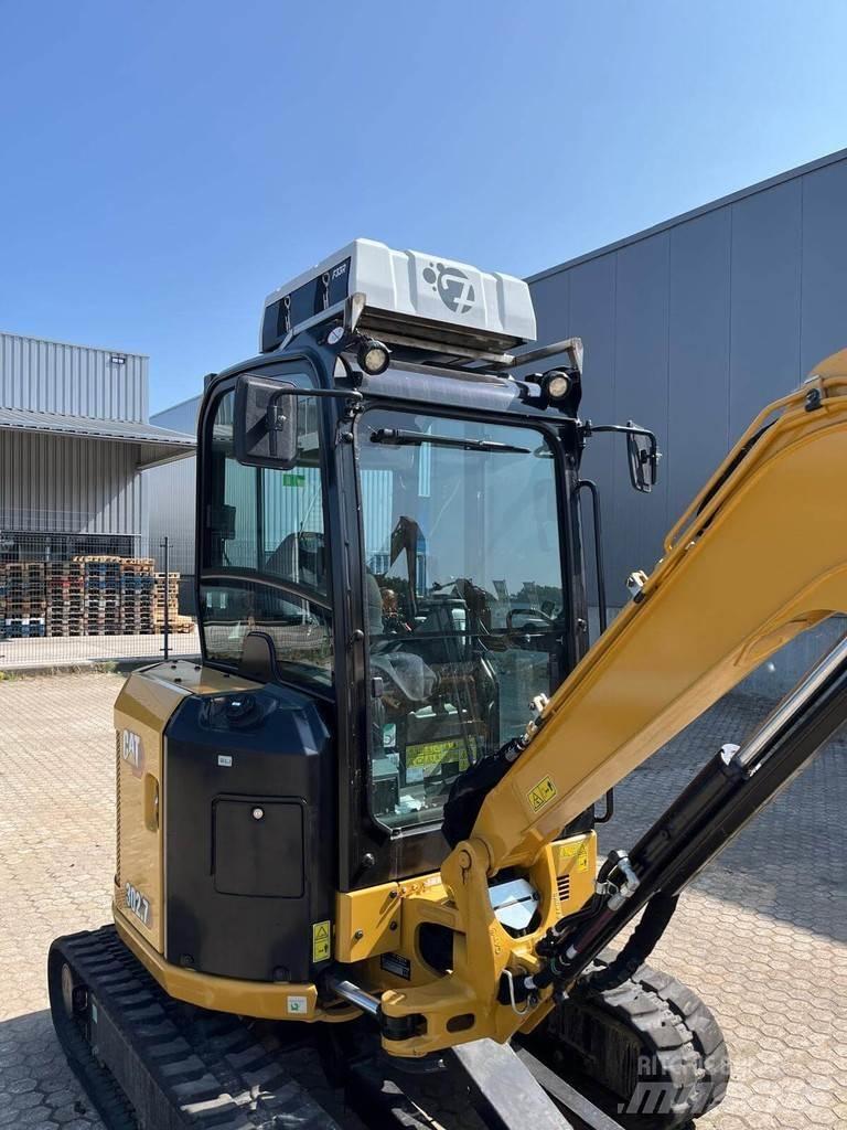 CAT 302.7 ミニ油圧ショベル 7t以下（ミニユンボ・ミニディガー）