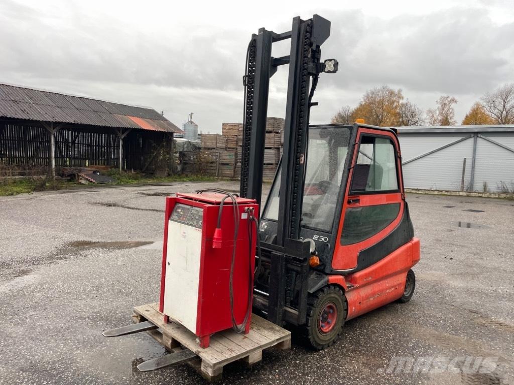 Linde E 30-01 バッテリーフォークリフト