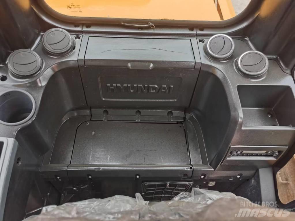 Hyundai 225lc-9s 大型油圧ショベル12t以上（パワーショベル・ユンボ）