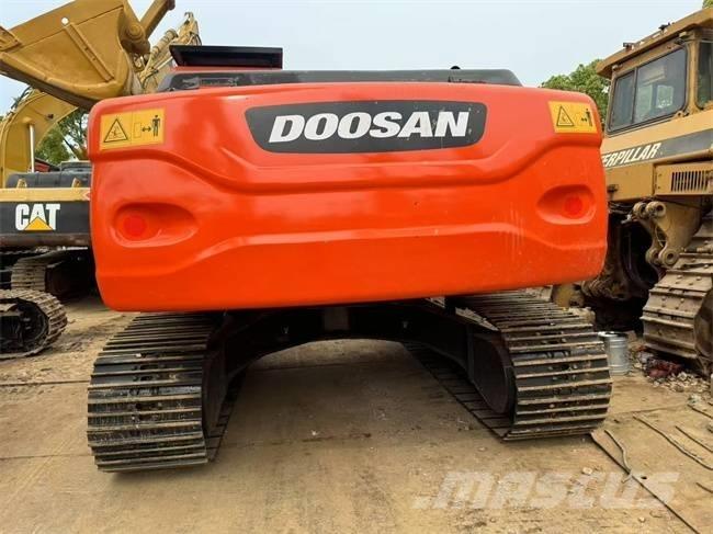 Doosan DX 225 LCA 大型油圧ショベル12t以上（パワーショベル・ユンボ）