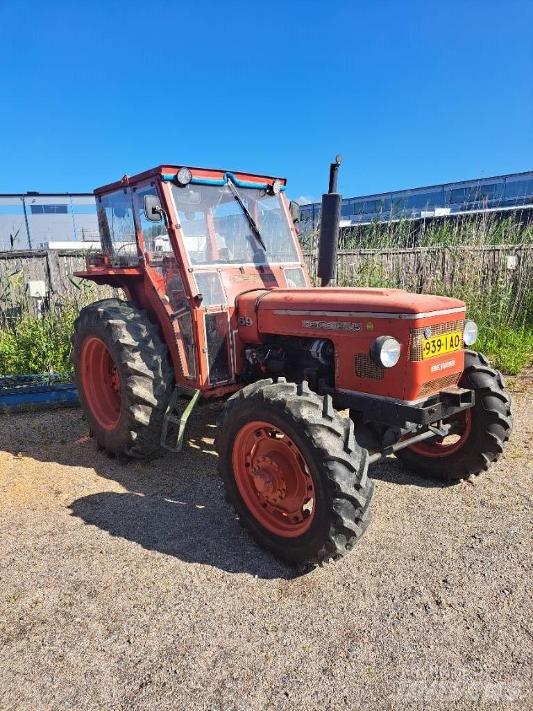 Zetor 6745 トラクター