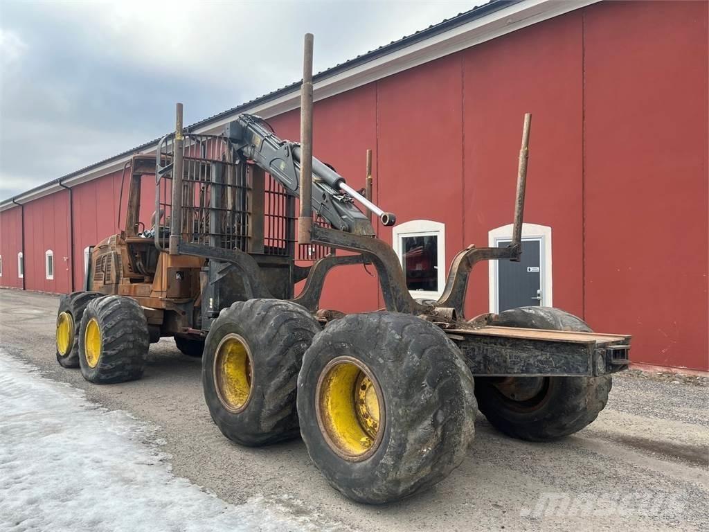 John Deere 1110E フォワーダー