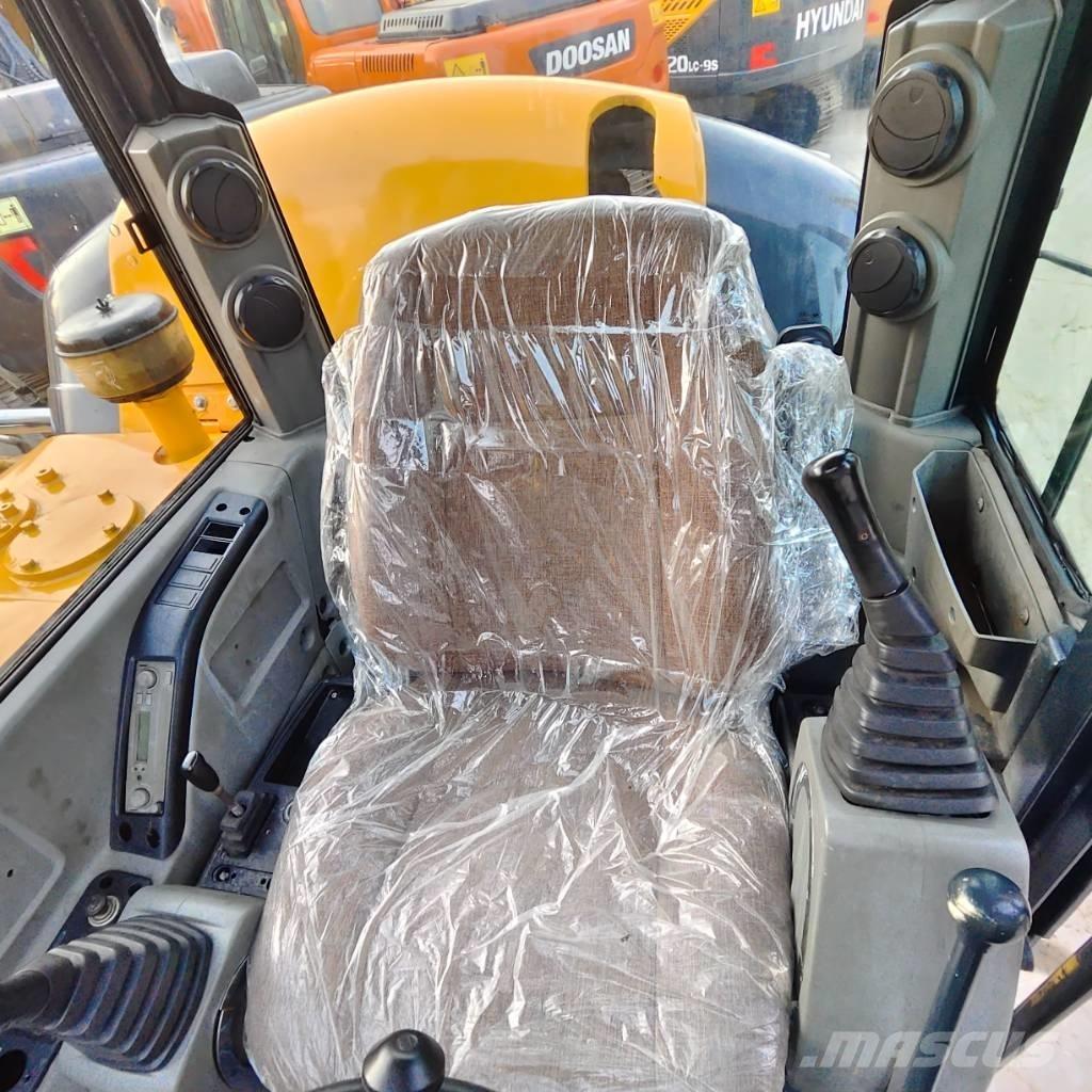 Hyundai Robex 60-7 ホイール式油圧ショベル（パワーショベル・ユンボ・バックホー）