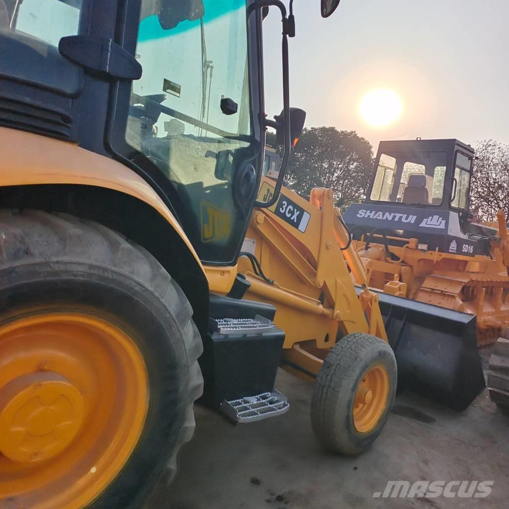 JCB 3 CX バックホーローダー