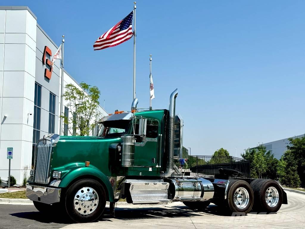 Kenworth W 900 中古トラクターヘッド | トレーラーヘッド