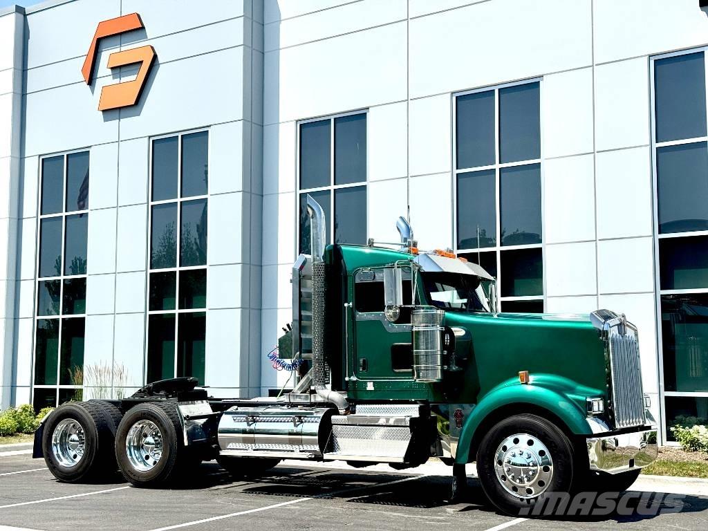Kenworth W 900 中古トラクターヘッド | トレーラーヘッド