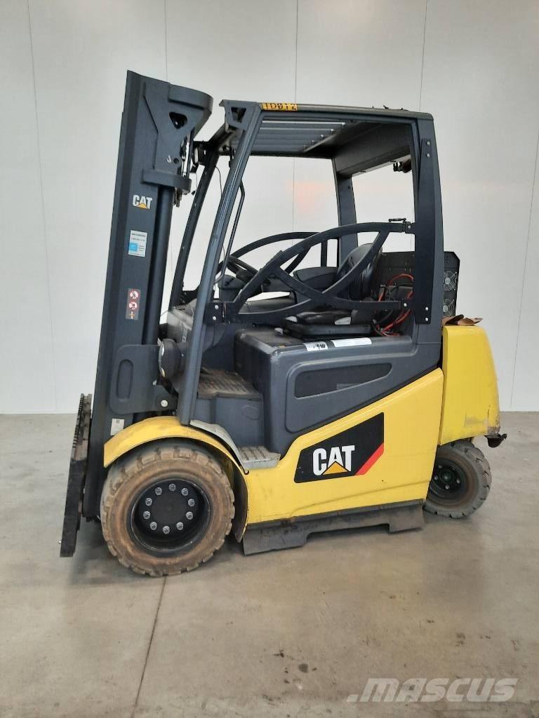 CAT EP45C バッテリーフォークリフト
