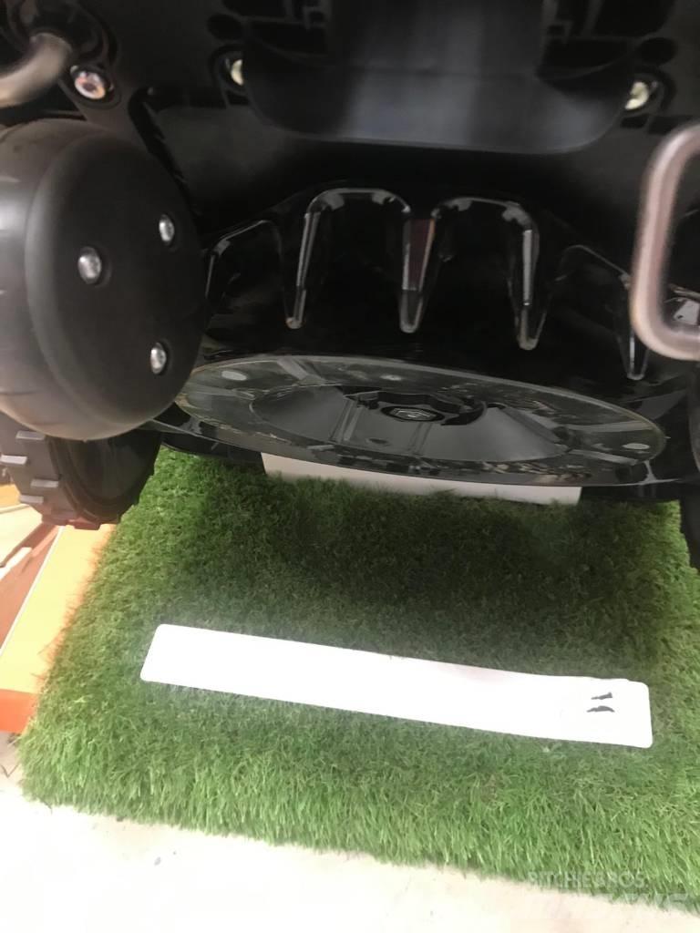Stihl IMOW 7 EVO ロボット芝刈り機