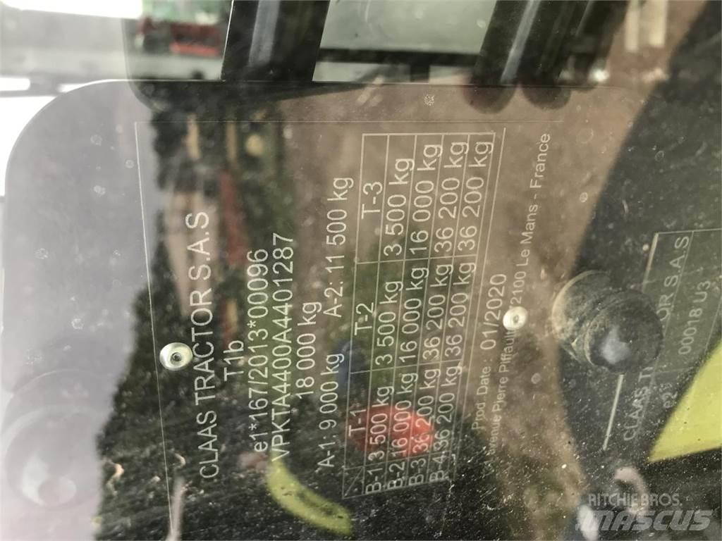 CLAAS Axion 920 トラクター