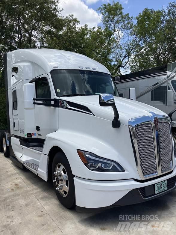 Kenworth T680 中古トラクターヘッド | トレーラーヘッド