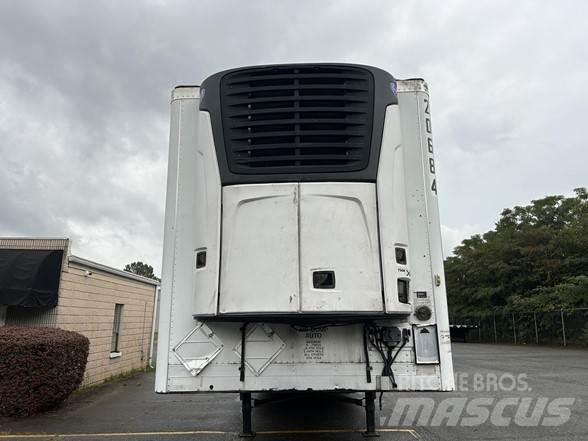 Utility 3000R 冷凍冷蔵トレーラー