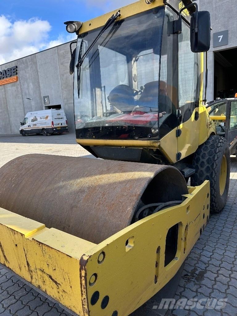 Bomag BW 177 D-5 ソイルコンパクター