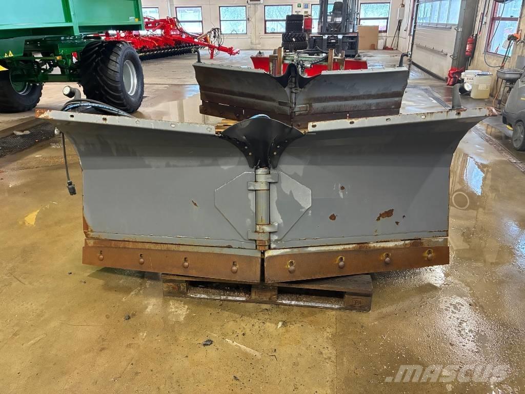 Sami VM 2400 スノーグルーマー