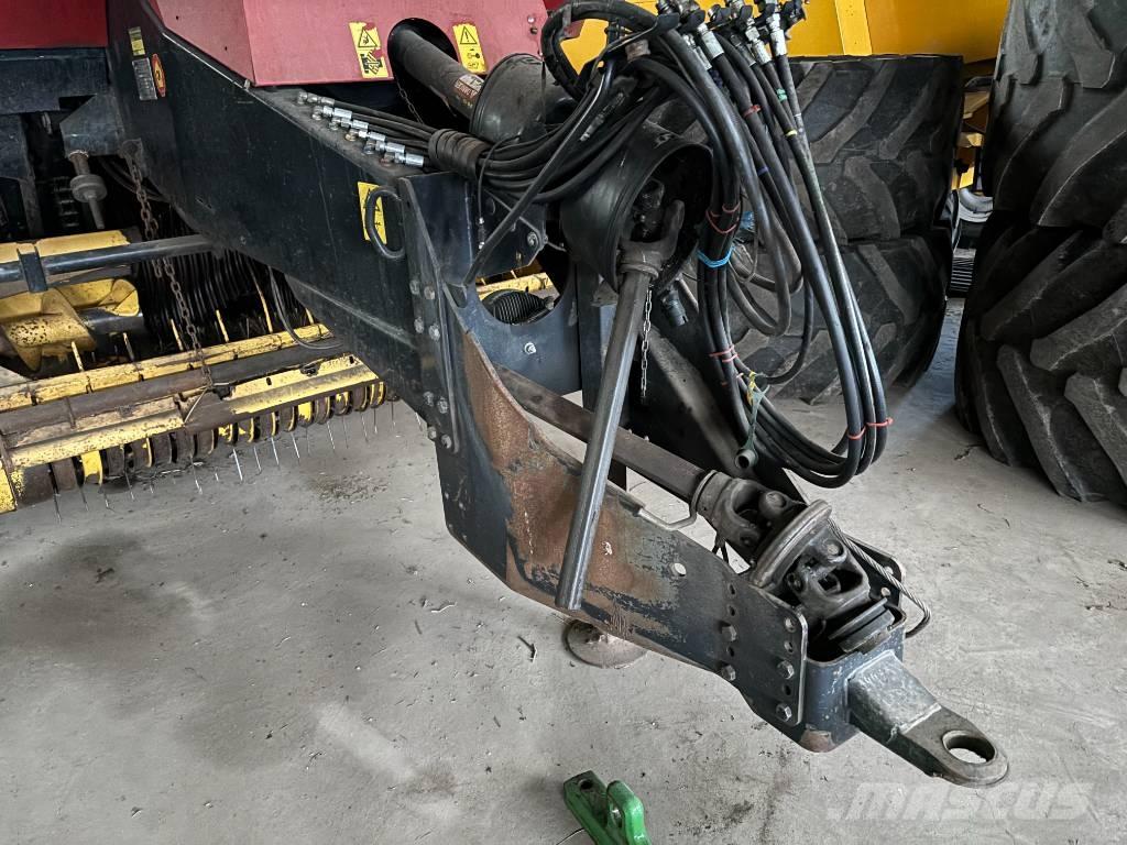 New Holland BB 940 スクエアベーラー