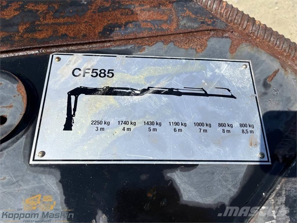 John Deere CF585 フォワーダクレーン