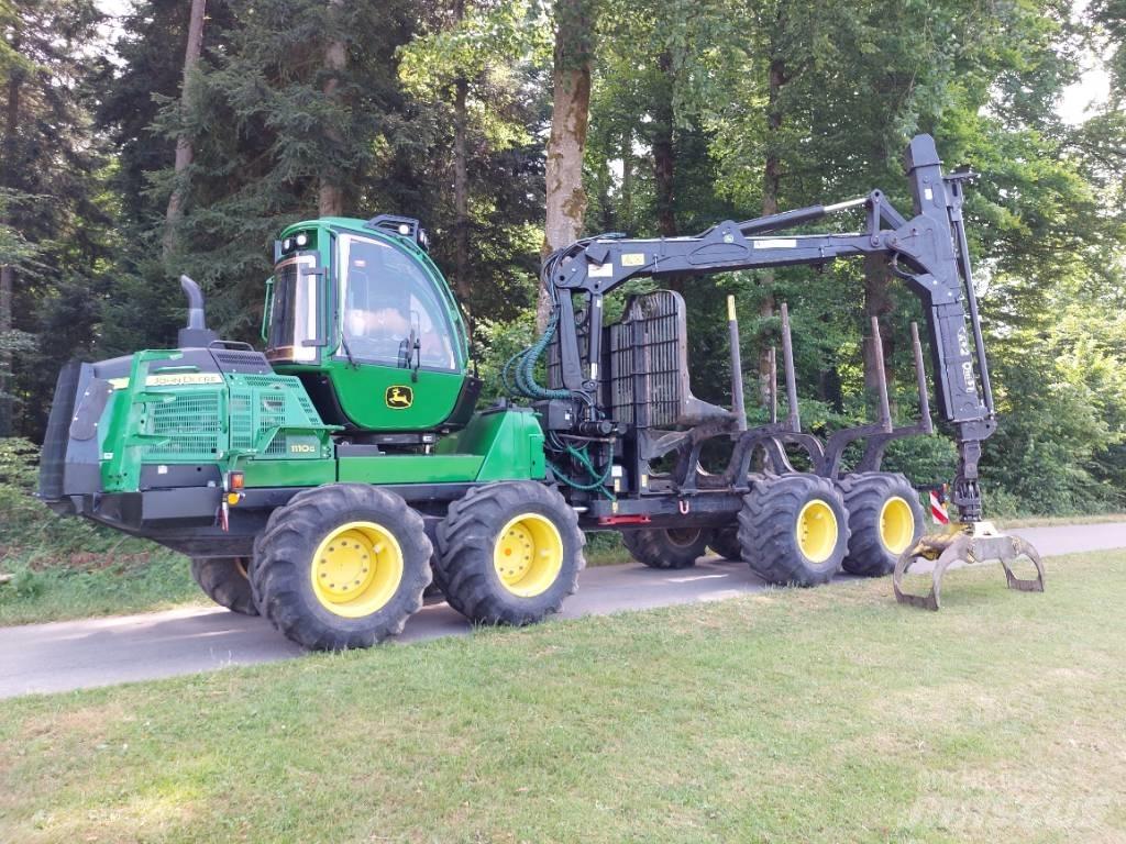 John Deere 1110G フォワーダー