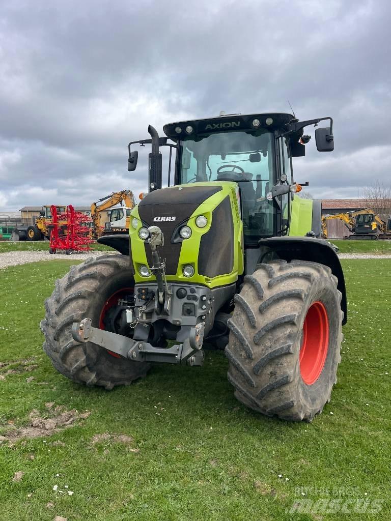 CLAAS AXION 830 CIS+ トラクター