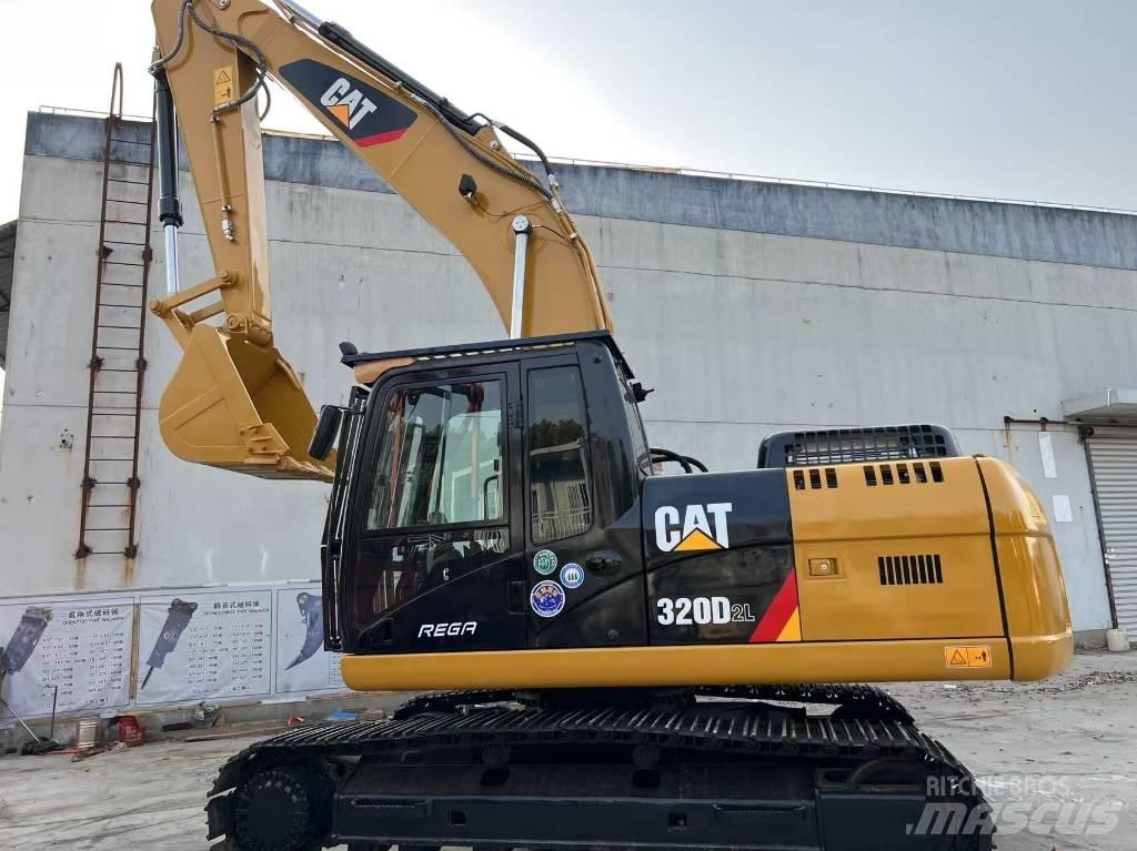 CAT 320D2 中型油圧ショベル 7ｔ-12ｔ（ユンボ・パワーショベル・バックホー）