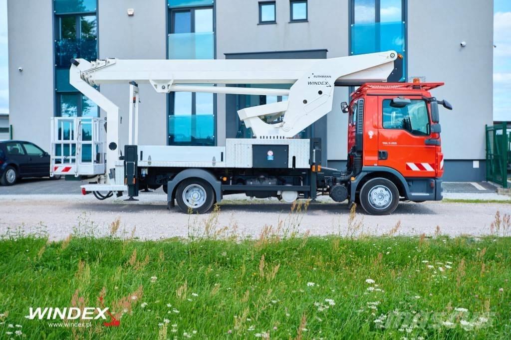 Ruthmann T 300 トラック高所作業車