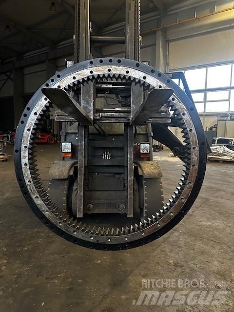 CAT M 316 BEARING シャーシ及びサスペンション