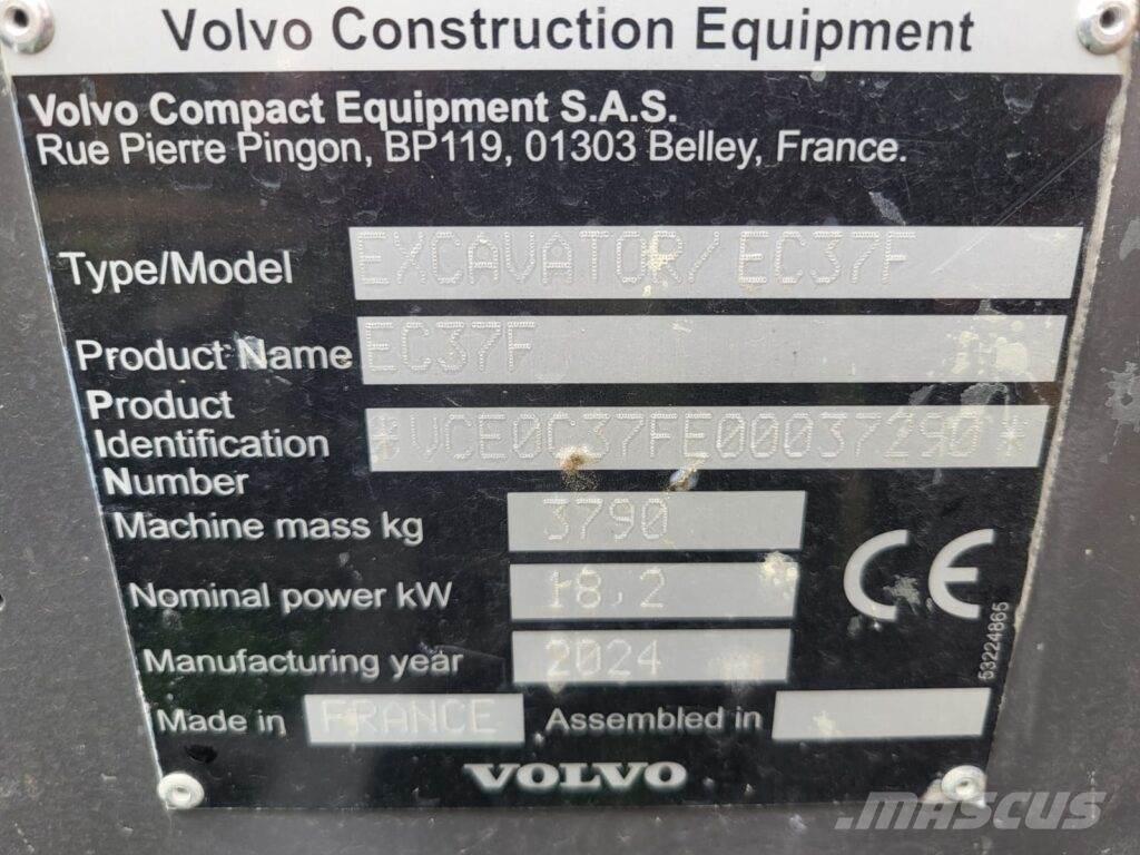 Volvo EC37F ミニ油圧ショベル 7t以下（ミニユンボ・ミニディガー）