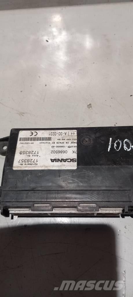 Scania R 480.  1728357 電子機器