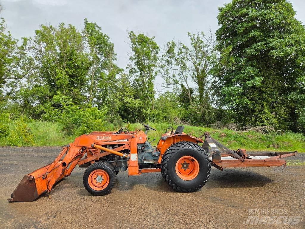 Kubota L 235 コンパクトトラクター