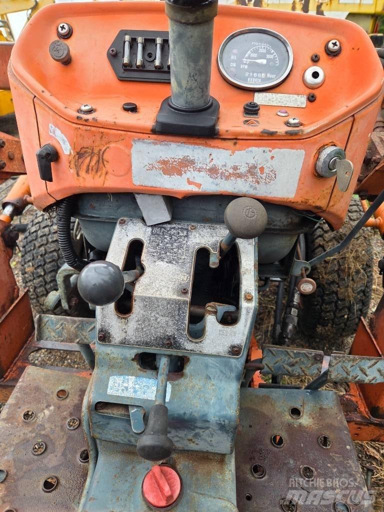 Kubota L 235 コンパクトトラクター
