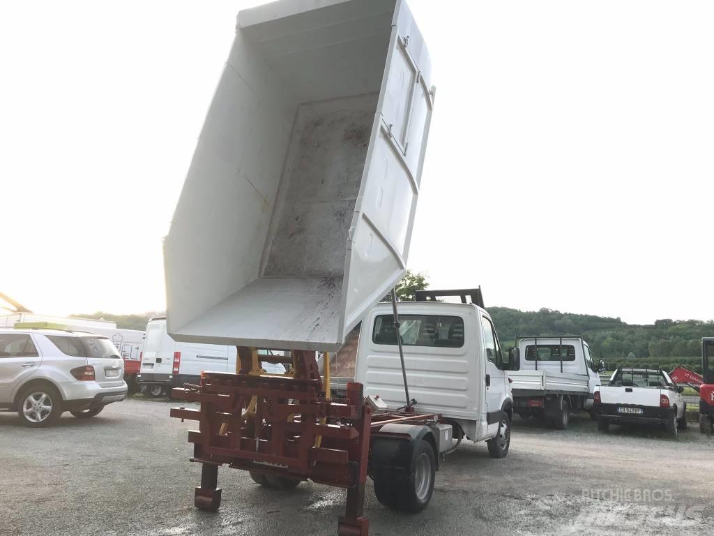 Iveco Daily 35-150 ダンプ