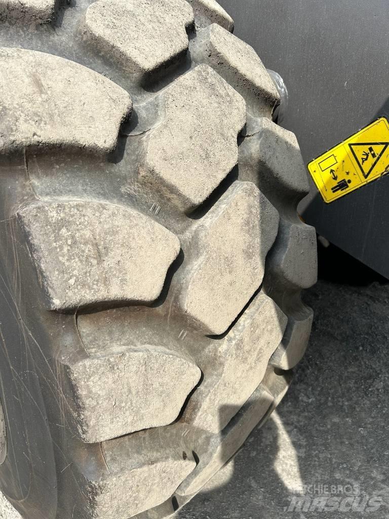 Volvo l150h ホイールローダー・タイヤショベル
