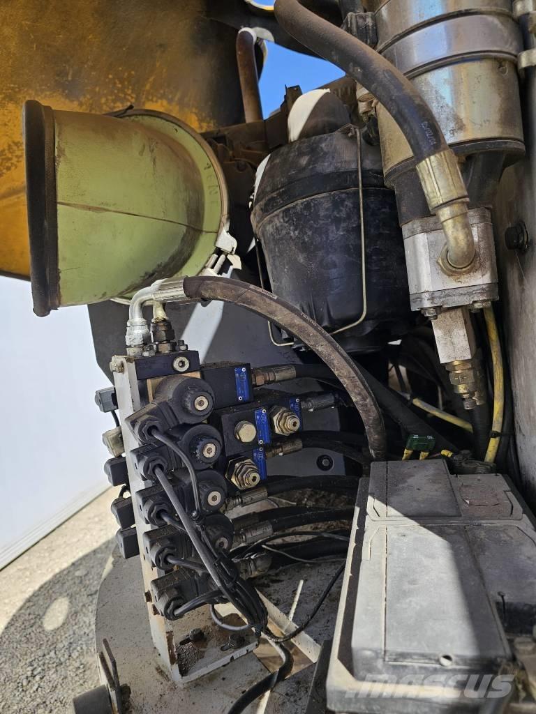 Haulotte HA 16 PX ブームリフト　屈伸型