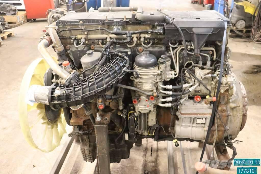 Mercedes-Benz actros エンジン