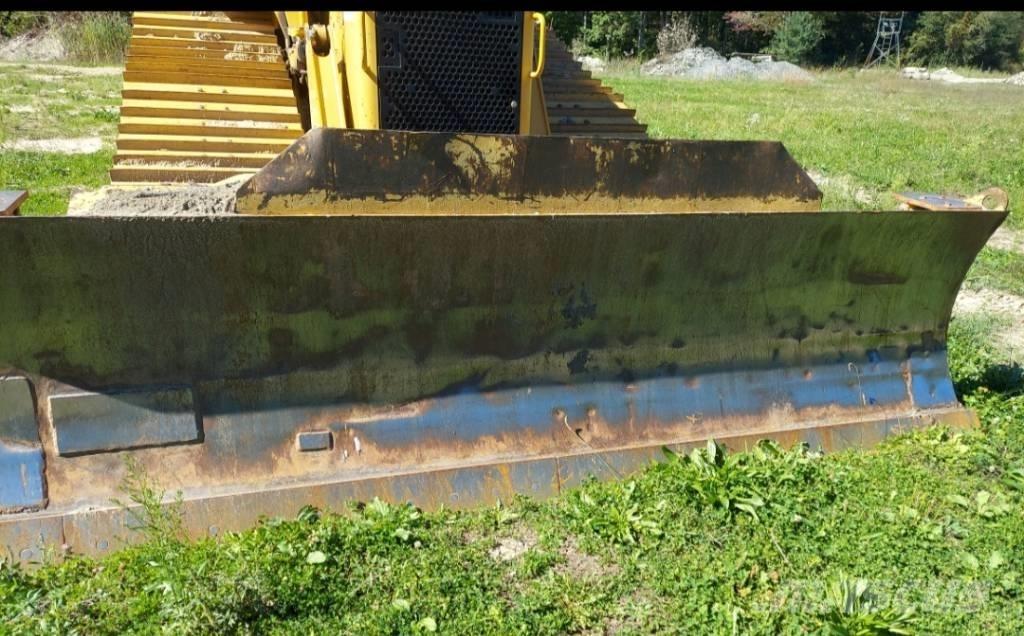 CAT D 6 N ブルドーザー
