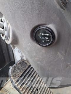 Volvo EW 205 D ホイール式油圧ショベル（パワーショベル・ユンボ・バックホー）