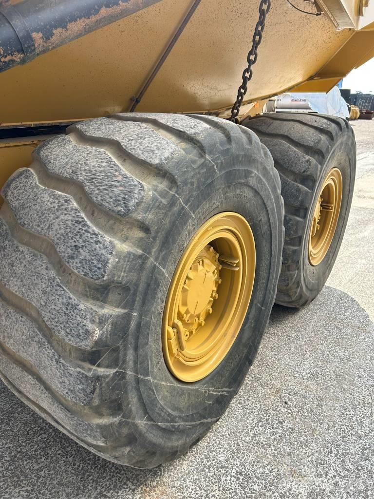 CAT 730 C (CE Marked) アーティキュレート式ダンプトラック