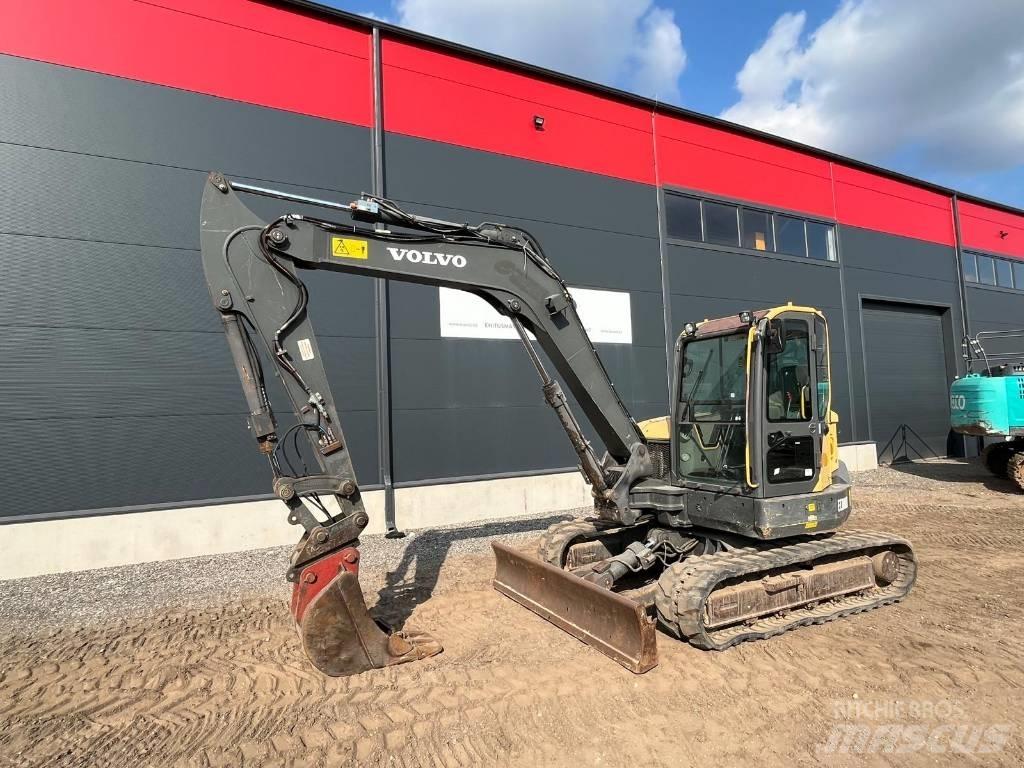 Volvo ECR 88 D 中型油圧ショベル 7ｔ-12ｔ（ユンボ・パワーショベル・バックホー）